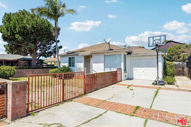3 Bed Home for Sale in Los Angeles, California