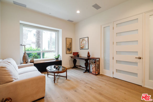 5695 Goldeneye Drive, 1 photo 4