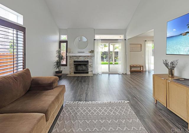 1216 Woodview Drive, Oceanside CA: https://media.crmls.org/mediaz/13a13042-59a9-4d97-ba85-fb0e1c43d4f5.jpg