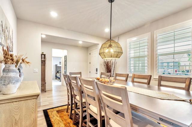 172 Vienna Way, Hollister CA: https://media.crmls.org/mediaz/13a23ba9-c468-46b8-9460-c72e9ef698a3.jpg