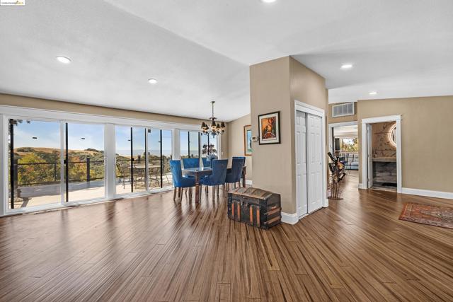 Image 16 of 42 For 28016 Whitestone Ct