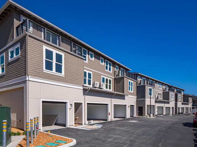 116 Aptos Village Way, Aptos CA: https://media.crmls.org/mediaz/13a3f724-cf9e-4dd4-8331-3b5392e2d548.jpg