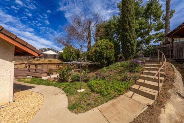 Detail Gallery Image 22 of 25 For 1367 Heritage Ct, Escondido,  CA 92027 - 3 Beds | 2 Baths