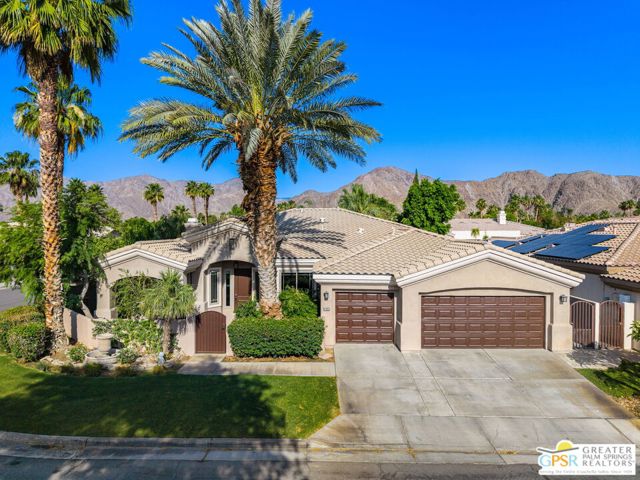 47925 Via Livorno, La Quinta CA: https://media.crmls.org/mediaz/13a4cde5-2f86-4e39-a0de-8220892f2448.jpg
