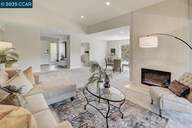 3612 Rossmoor Parkway, Walnut Creek CA: https://media.crmls.org/mediaz/13a63cd8-3640-41f7-9aa0-47e4644e892a.jpg