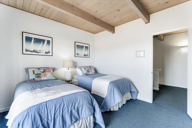 617 Beach Drive, Aptos CA: https://media.crmls.org/mediaz/13a671c7-580b-4638-81be-60907e64541a.jpg