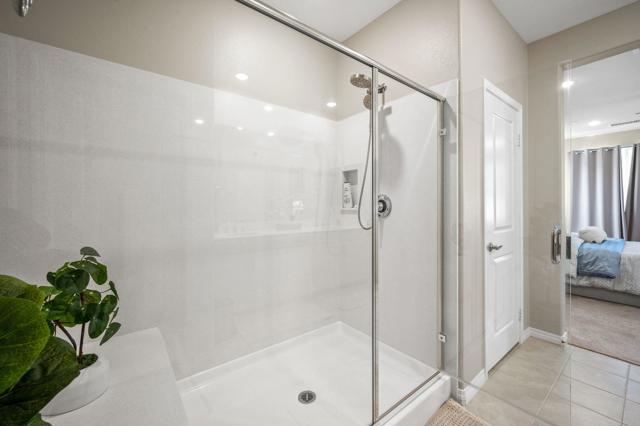 42811 Torno Place, Indio CA: https://media.crmls.org/mediaz/13a6c5ac-dde2-437a-a64a-43ca68af1aab.jpg