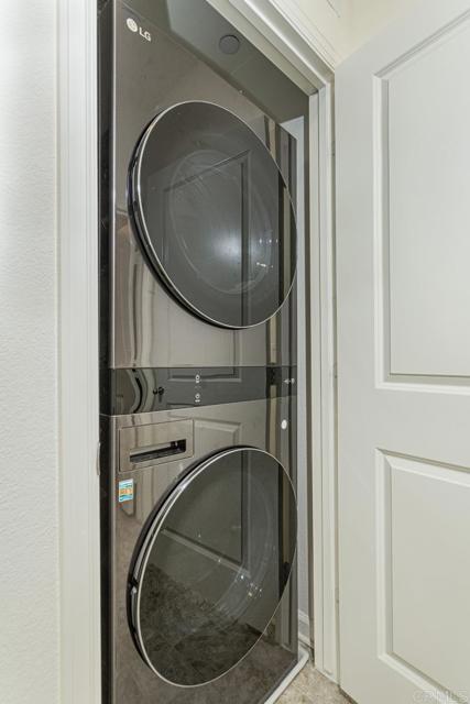 Detail Gallery Image 15 of 43 For 958 Foxwood Ln, Vista,  CA 92081 - 1 Beds | 2 Baths