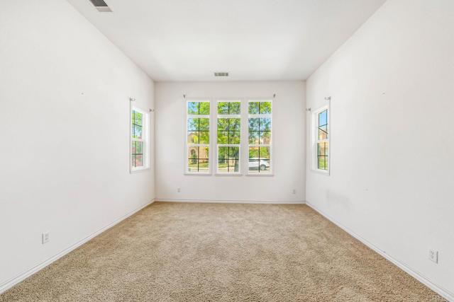 41013 Sunsprite St, Lake Elsinore CA: https://media.crmls.org/mediaz/13a8ec57-d255-44fa-9e2a-f2229cb2596e.jpg
