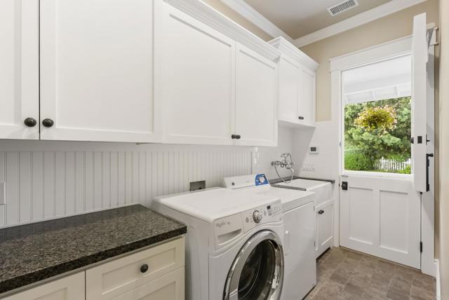 16631 Valle Verde Rd, Poway CA: https://media.crmls.org/mediaz/13a930e1-ec9a-468d-91b3-ed52892639a7.jpg