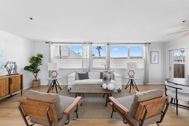 Image 6 of 38 For 924 Hornblend St 311