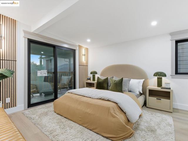 3274 Encinal Ave, Alameda CA: https://media.crmls.org/mediaz/13aa5d41-9d63-4466-b498-4a3fbfae9caf.jpg