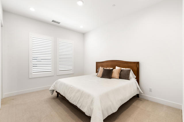 80404 Old Ranch S Trail, La Quinta CA: https://media.crmls.org/mediaz/13aac4ed-e3e8-442a-927d-06ede01d5a94.jpg