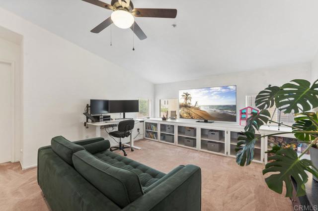 305 Cobblestone Place, Santee CA: https://media.crmls.org/mediaz/13ac1e86-86e3-4b17-afa1-e0b34ac33196.jpg