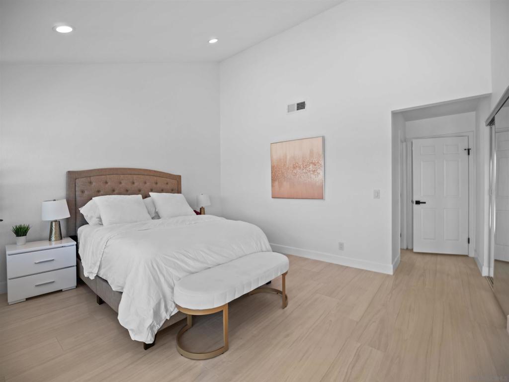 MLS #250045856SD image #18