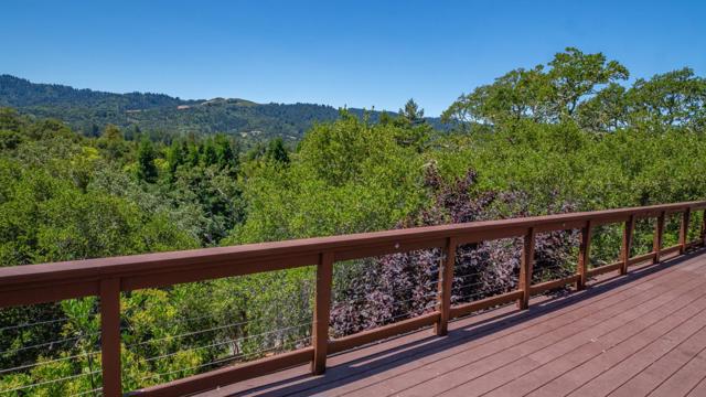 15 Kiowa Court, Portola Valley CA: https://media.crmls.org/mediaz/13acf3bc-12ae-4a2f-a06f-a47a2352661d.jpg