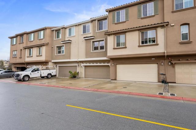 30 Cumin Lane, Morgan Hill CA: https://media.crmls.org/mediaz/13ad2979-d072-4f9b-befe-61f6a7ed0435.jpg