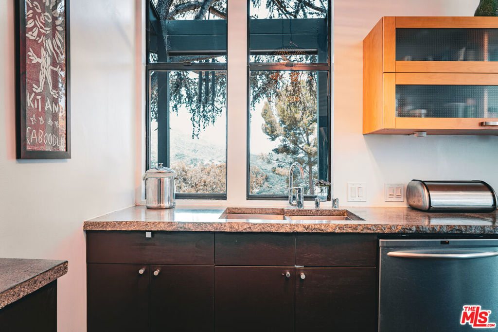13Ad31Dd 16Ac 4775 997C 1Aeb19F7E4D3 21227 Colina Drive, Topanga, Ca 90290 &Lt;Span Style='BackgroundColor:transparent;Padding:0Px;'&Gt; &Lt;Small&Gt; &Lt;I&Gt; &Lt;/I&Gt; &Lt;/Small&Gt;&Lt;/Span&Gt;