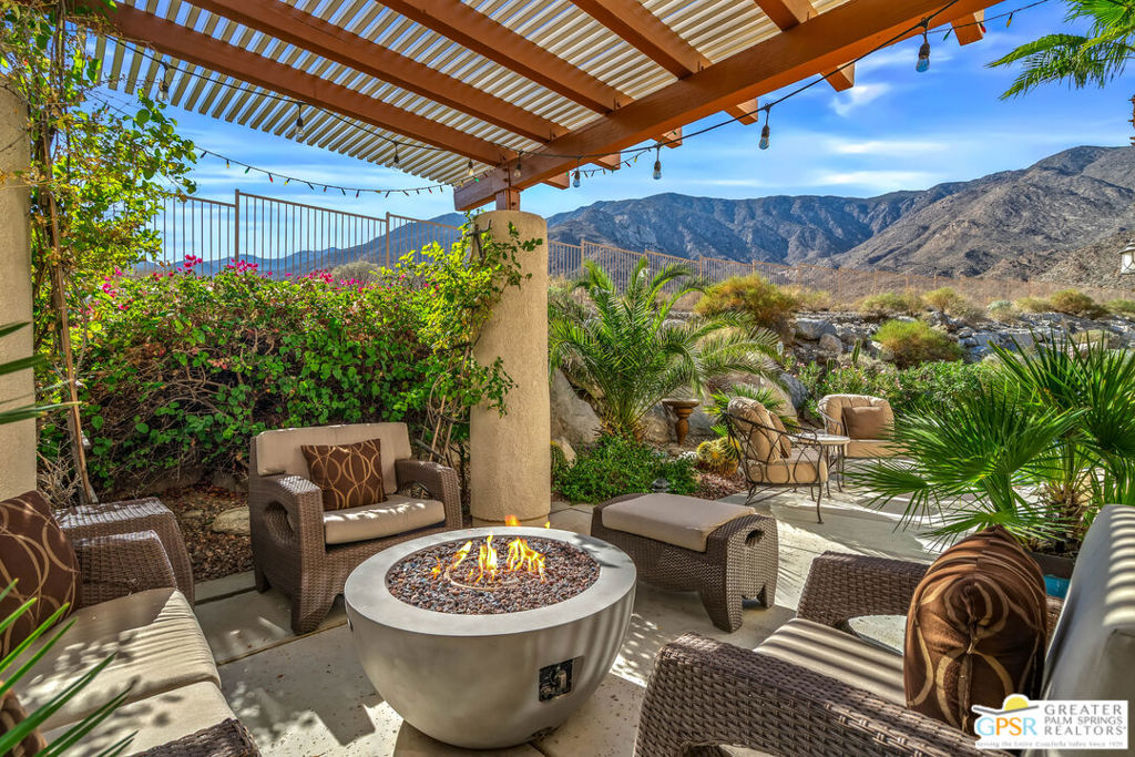 MLS #25611075PS image #1