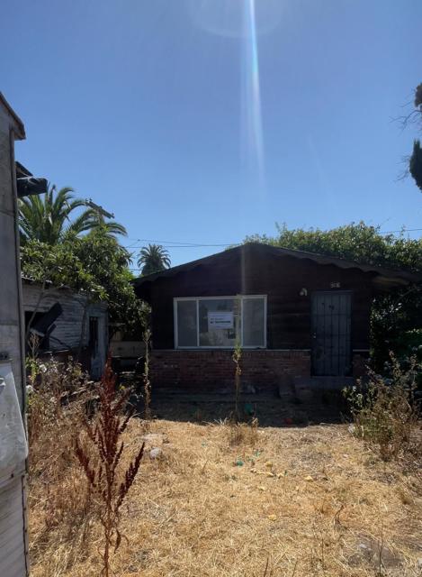 3616 46Th Street, San Diego CA: https://media.crmls.org/mediaz/13b0d906-ea45-4f74-966b-ab7c88b426b5.jpg