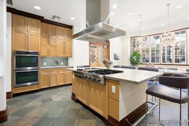 9263 Regents Rd., La Jolla CA: https://media.crmls.org/mediaz/13b15927-4405-4a8d-be7d-27b5cfba2b57.jpg
