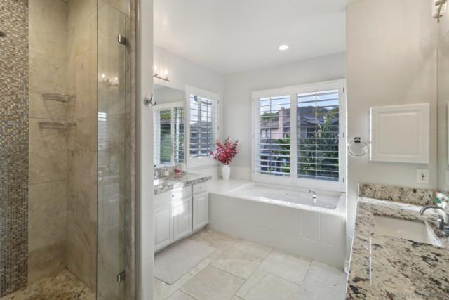 3140 Willow Creek Pl, Escondido CA: https://media.crmls.org/mediaz/13b1e798-42f6-4914-b0ef-097fe834d3a4.jpg