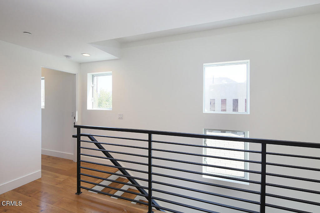 215 N Hollywood WayBurbank img 20