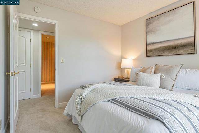 1934 Saint George Rd, Danville CA: https://media.crmls.org/mediaz/13b338d8-6329-4127-b30f-d6f70ce79e41.jpg