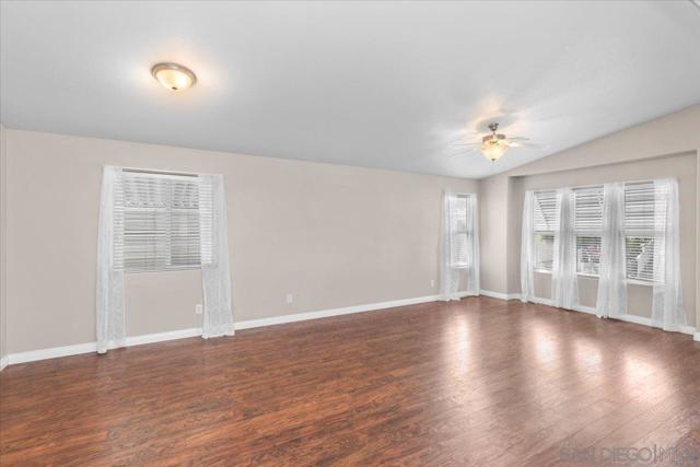 809 Discovery St, San Marcos CA: https://media.crmls.org/mediaz/13b49c18-5551-4a30-a6e0-39b95c456d69.jpg