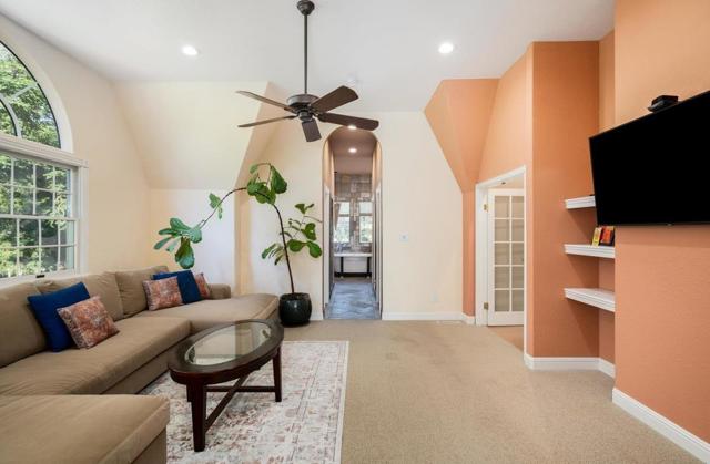 2720 Miranda Avenue, Alamo CA: https://media.crmls.org/mediaz/13b63f33-a942-4599-8d66-c772915d4abf.jpg