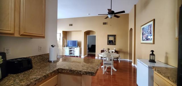 47825 Endless Sky, La Quinta CA: https://media.crmls.org/mediaz/13b68177-03be-4b83-b224-e84a0a1c75f1.jpg