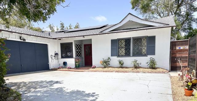 5620 Lord Cecil Street, San Diego CA: https://media.crmls.org/mediaz/13b70cfd-9231-479d-9a09-5afcd4cb9ba6.jpg