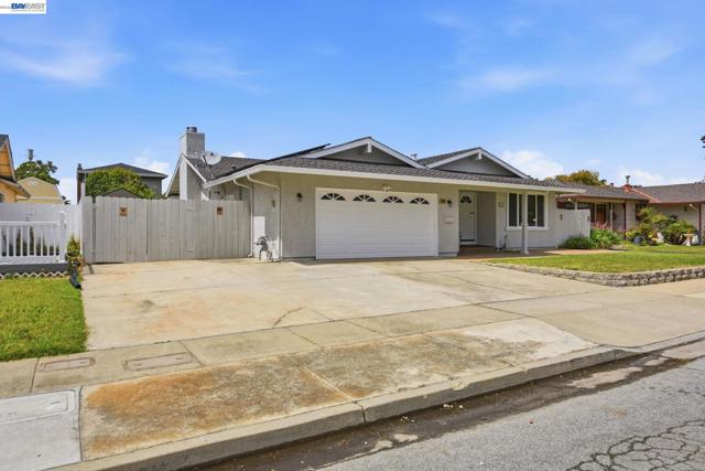 6387 Narcissus Ave, Newark CA: https://media.crmls.org/mediaz/13b7afb3-60a0-4def-bc19-7d72bf741027.jpg