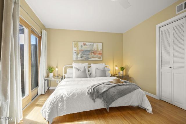 354 Arnett Avenue, Ventura CA: https://media.crmls.org/mediaz/13b7f0d4-dab1-4638-a98e-7526dafef58c.jpg