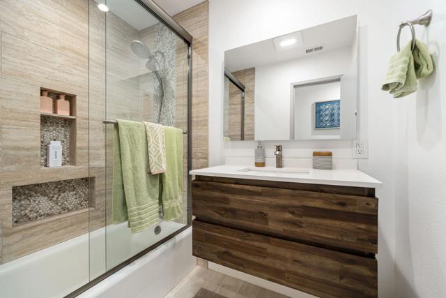 74277 Myrsine Avenue, Palm Desert CA: https://media.crmls.org/mediaz/13b9780e-fe9e-4075-a45a-e1906adb0f2a.jpg