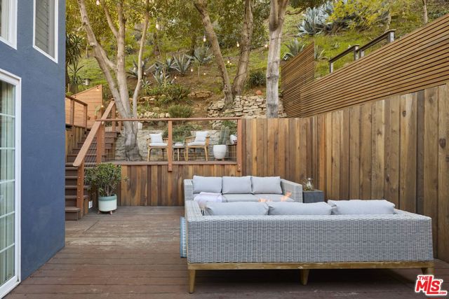 8460 Kirkwood Drive, Los Angeles CA: https://media.crmls.org/mediaz/13b98bcc-7051-4804-9468-49f2c6524677.jpg