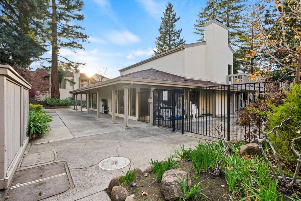 13Ba831D Afbe 4B5C Ba2E Edbe1F9Db194 19119 Vineyard Lane, Saratoga, Ca 95070 &Lt;Span Style='BackgroundColor:transparent;Padding:0Px;'&Gt; &Lt;Small&Gt; &Lt;I&Gt; &Lt;/I&Gt; &Lt;/Small&Gt;&Lt;/Span&Gt;