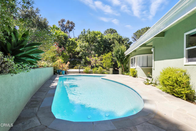 Detail Gallery Image 22 of 37 For 7772 Torreyson Dr, Los Angeles,  CA 90046 - 3 Beds | 5 Baths