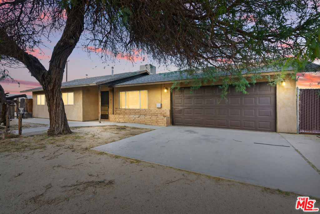 13600 Elm Street