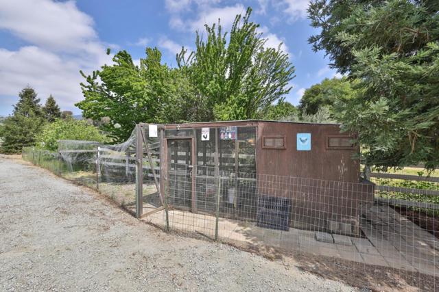 2017 Gypsy Avenue, San Martin CA: https://media.crmls.org/mediaz/13bcd274-0bd8-4fda-9510-c98de79188f2.jpg