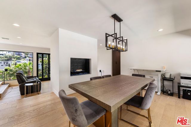 3775 Aloha Street, Los Feliz CA: https://media.crmls.org/mediaz/13bcd9c9-221b-4e05-b845-90b56bfe8590.jpg