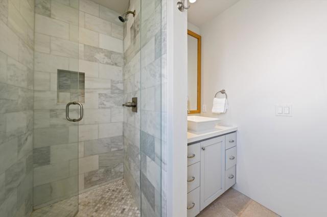 46640 Amir Drive, Palm Desert CA: https://media.crmls.org/mediaz/13bd690d-e870-4396-870b-6d6e4c2f0370.jpg