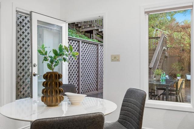 2937 San Juan Boulevard, Belmont CA: https://media.crmls.org/mediaz/13bd9803-015f-4a46-b3f1-1e26b678771a.jpg