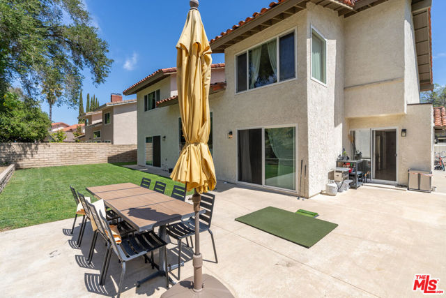 683 Triunfo Canyon Road, Westlake Village CA: https://media.crmls.org/mediaz/13bd9de7-e453-43f2-8c10-a3b6b1c267df.jpg