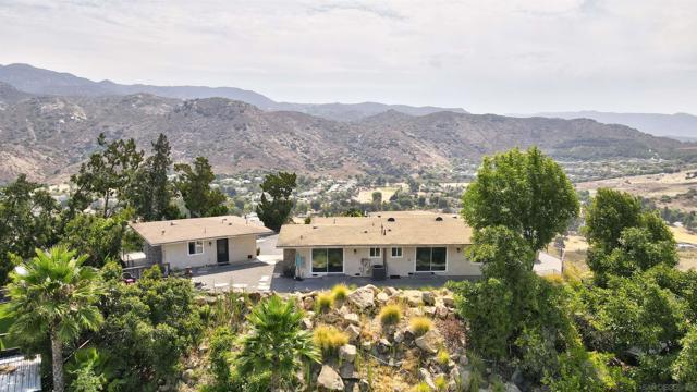 Details for 1678 Cloverdale Road, Escondido, CA 92027