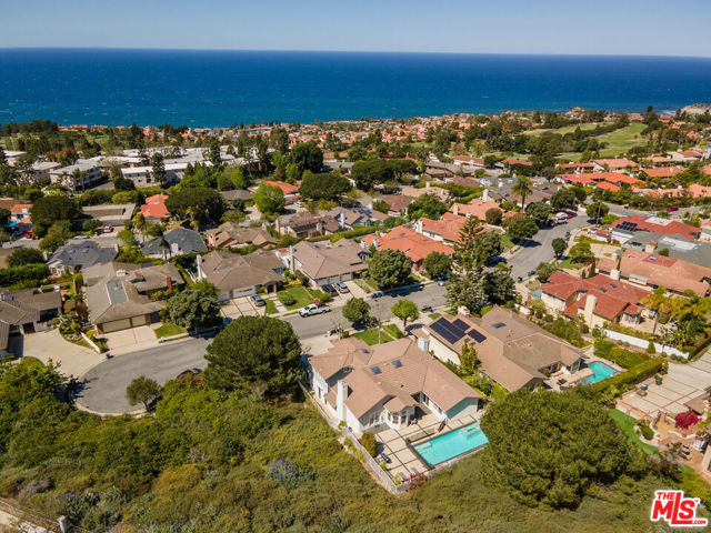 30150 AVENIDA CELESTIAL, Rancho Palos Verdes, California 90275, 4 Bedrooms Bedrooms, ,3 BathroomsBathrooms,Residential,Sold,AVENIDA CELESTIAL,22145523