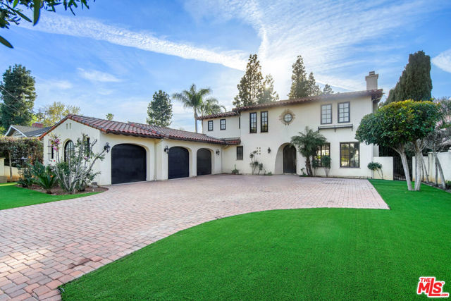 5309 Louise Avenue, Encino CA: https://media.crmls.org/mediaz/13bf6ffc-075c-4f34-a524-931d45cb8f10.jpg