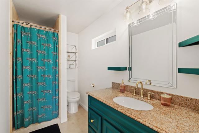231 E 5Th Ave, Escondido CA: https://media.crmls.org/mediaz/13bf9ff8-bf60-4693-afe4-0c583b543d71.jpg