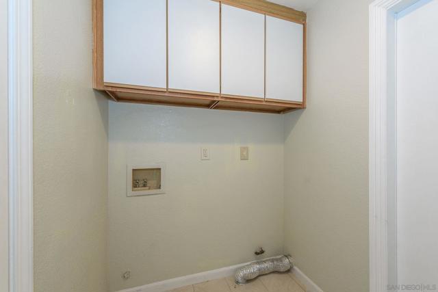 4515 Sculpture Court, Oceanside CA: https://media.crmls.org/mediaz/13c02aba-4bd3-4902-b354-af057b9498ef.jpg