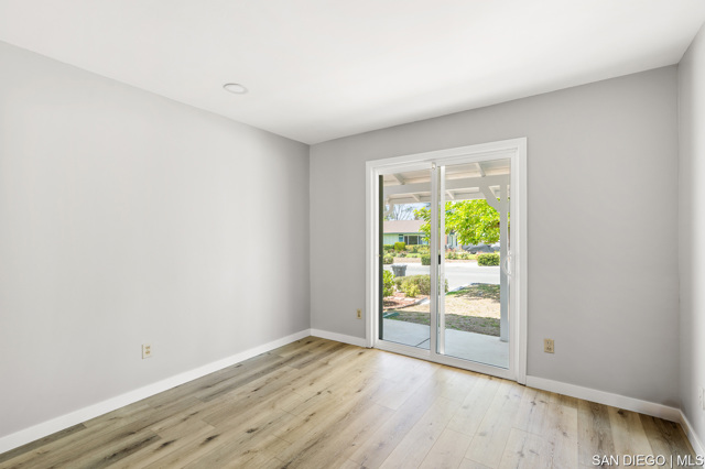 5799 Amarillo AVE, La Mesa CA: https://media.crmls.org/mediaz/13c05f02-6b02-4ae1-8dc2-65fed548a312.jpg